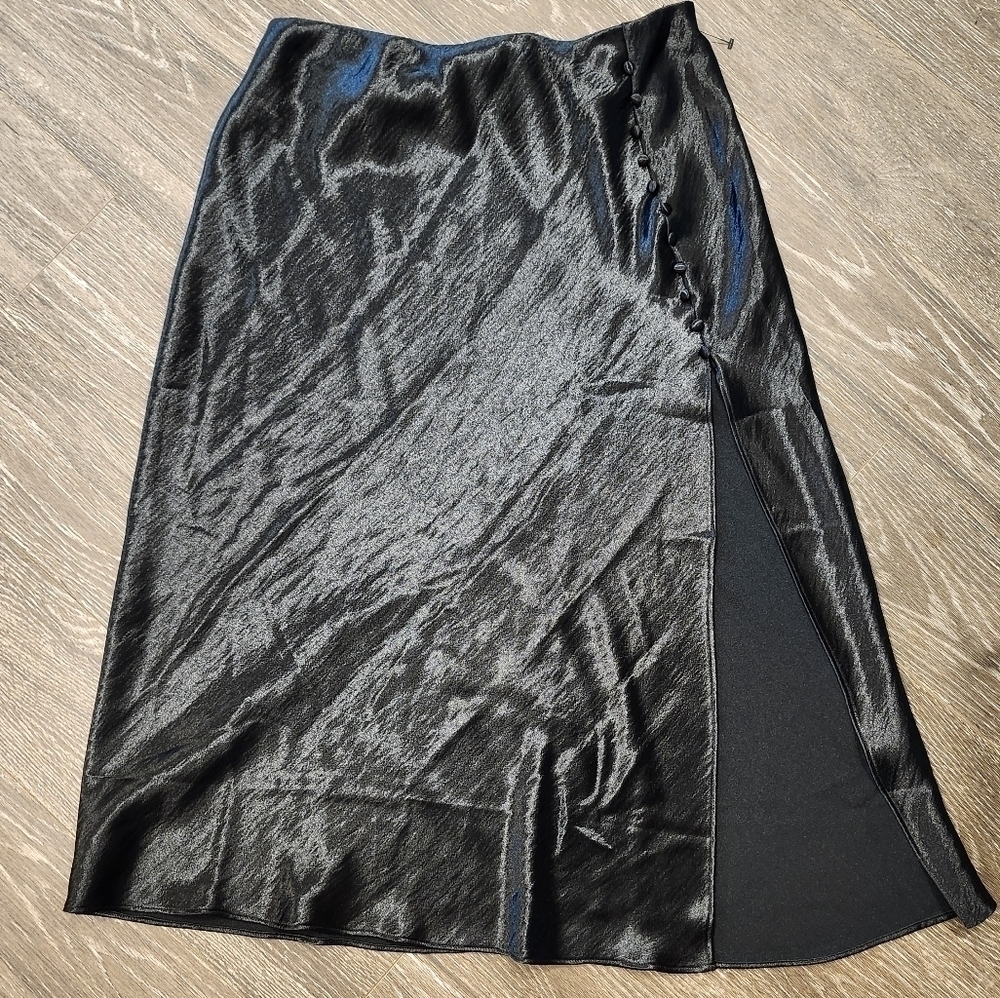 Victoria's Secret Black Side Slit Button‎ Detail Satin Midi Skirt Size Large NWT